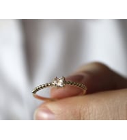 Altın Minimal Kare Tek Taş Yüzük