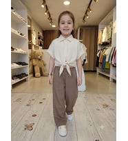 Kız Çocuk Müslin Gömlekli Taş Detaylı Gömlek Yanları Taş detaylı Keten Pantolonlu 2 'li takım - 3-4 YAŞ / KAHVE