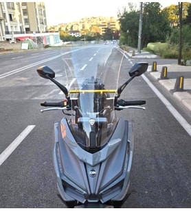 MOTOCAM Sym Cruisym 150 GT Ön Cam 2023-2026 Model 58cm Şeffaf Renkli 4mm