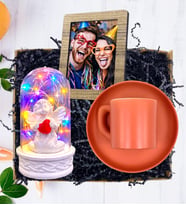 Size Özel Fotoğraflı Hediye Seti Turuncu Kahve Fincanı ve Renkli Led Işıklı Fanus (Model 4)