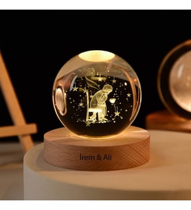 Işıklı Ahşap Kaideli Küçük Prens Cam Küre 8cm 6cm