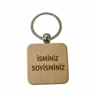 Kişiye Özel Kare Ahşap Anahtarlık – İsim Soyisim Yazılı Lazer Gravür Anahtarlık – Özel Tasarım Kişisel Hediye