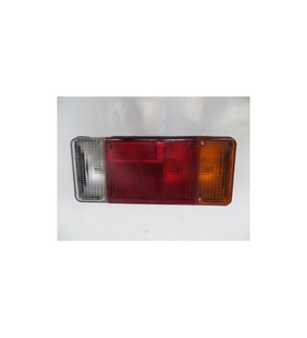 IVECO DAILY- 90/98; STOP LAMBASI SAĞ KIRMIZI/BEYAZ (SOKETİ ORJİNAL TİP DEĞİL) (FAMELLA) 4808772