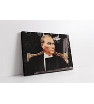 Atatürk Otururken