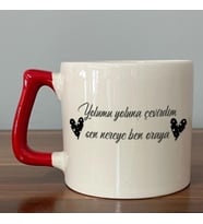 Yolumu Yoluna Çevirdim Baskılı Kırmızı Kulplu D Kupa