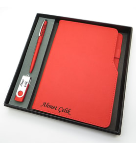 Signator® Codex  N240 Kişiye Özel Defterli Set - Scrikss İsme Özel Kırmızı Kalem + İsme Özel Kırmızı Defter + İsme Özel 32 GB Usb Bellek İsme Özel Kutusunda Hediyelik Set (Karışık)