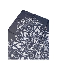 Mısırlı Eşarpları Emprime Krep Etnik Desen Eşarp (Lacivert-Beyaz)