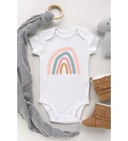 Unisex Bebek Beyaz Gökkuşağı Pembe Kısa Kol Çıtçıtlı Body Zıbın