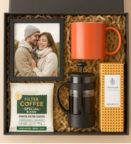Kişiye Özel Premium Fotoğraflı French Press Kahve Hediye Seti – Filtre Kahve, Kupa, Kolonya ve Ahşap Çerçeve Seti Sevgiliye Kupa Kırmızı,sarı, turuncu, mavi, siyah mermer desen 5 Renk Kupa Seçenegiyle