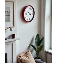 36 Cm Kırmızı Modern Dekoratif Duvar Saati (Standart)