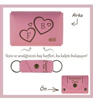 Pembe, İki Kalp, İki Harf, Bir Aşk! İsme Özel Cüzdan & Anahtarlık Set, Sevgilinize Aşkınızı Gösterin