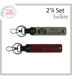 Deklanşörle Kalbe Dokunan Hediye, İsme Özel Kamera Desenli Anahtarlık Takımı, Kül Gri-Bordo
