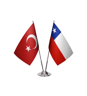 Şili İkili Masa Bayrağı