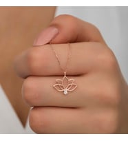 Gümüş Rose Lotus Çiçeği Kadın Kolye