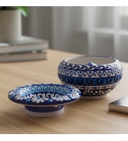 DETAYLI EL İŞLEMESİ, KAPAKLI, ÇİNİ MİNİ KÜLLÜKLER, KOKU SAKLAR, 3 FARKLI MODEL, 8 CM ÇAPINDA
