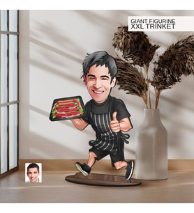 BK Gift Kişiye Özel Mangalcı Karikatürlü Büyük Boy Ahşap Biblo-2 Arkadaşa Hediye , Sevgiliye Hediye, Kişiye Özel Biblolar