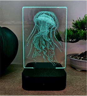 Denizanası RGB LED Gece Lambası – 16 Renkli Pleksi Masa Lambası (Adaptörlü)