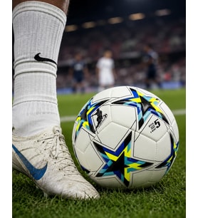 Lexroo Futbol Antrenman Topu Yüksek Dayanıklı Dikişli Kaymaz Yüzey Tasarımı