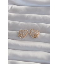 Pirinç Gold Renk Fiyonk Detay İncili Zirkon Taşlı Kalp Küpe 5886 - HPSBYI6176-8739