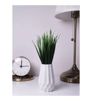 Minimalist Geometrik Vazo – Modern ve Şık Dekorasyon Ürünü