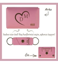 Pembe, İsme Özel Kalp Desenli Cüzdan ve Anahtarlık Seti, Sevgiliniz İçin Şık ve Kişisel Bir Hediye
