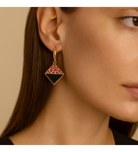 Geometrik Desenli Mine Küpe – Mor & Siyah Detaylı