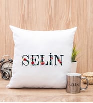 Kişiye Özel Çiçek Harf Tasarım İsim Yazılı Kare Yastık ve Silver Kupa