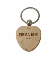 Kişiye Özel Kalp Ahşap Anahtarlık – Firma İsmi ve İsim Yazılı Lazer Gravür Anahtarlık – Kurumsal Promosyon & Özel Tasarım