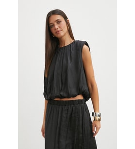 Pileli Kolsuz Crop Bluz