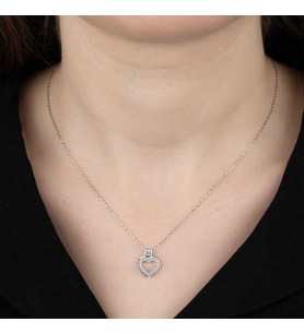 Ucarticaret S-warovski Taşlı Gümüş Kalp Bayan Kolye