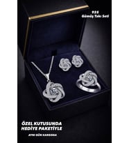 925 Ayar Damgalı Gümüş Kaplama  Sonsuzluk Düğümlü Pırlanta Görünümlü  Kolye Küpe Yüzük Takı Seti Hediye Set