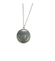 K-Pop Bigbang Müzik Grubu Metal Kolye – 60 cm Zamak Kaplama Unisex Takı – Kpop Fan Ürünü (Gümüş)