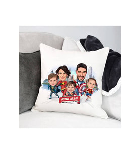 Karikatürlü 3 Çocuklu Aile Yastık