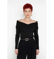 Kadın Şık Devrik Yaka Fitilli Triko Üst Fitted Kesim Uzun Kol Crop Model İlkbahar Sonbahar