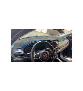 2015-2020 Modellerine Uygun Fiat Egea Ekransız Torpido Koruma Halısı Siyah Kenar Renk Mavi