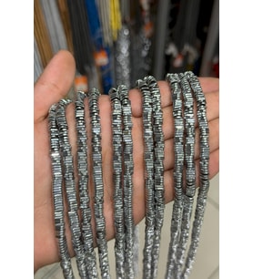 Hematit Taşı Üçgen Kesim Parlak Gümüş 6x2mm Doğal Taş Dizi