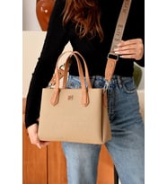 Kadın Günlük Kullanıma Uygun Ayarlanabilir Askılı Lüks El & Omuz Çantası EBAT: 20 X 28 CM (STD)
