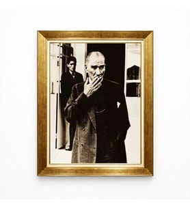 Tablore Mustafa Kemal Atatürk Retro Portre Altın Çerçeveli Kanvas Tablo