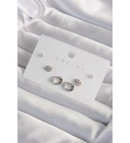 Pirinç Gümüş Renk Zirkon Taşlı Yaprak Model Küpe Seti