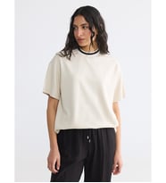 LCW Modest Bej Bisiklet Yaka Soft Touch Kadın Tişört