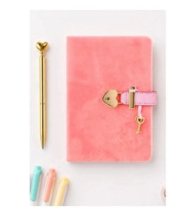 VICTORIA'S JOURNALS 126-2753 HUSH HUSH KİLİTLİ KUTULU VE KALEMLİ 100gr.192YP.ÇİZGİLİ DEFTER - PEMBE