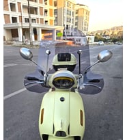 MOTOCAM QJ LTR 125 Ön Cam 2023-2026 Model 51cm Füme Renkli 4mm Elcikli APARATSIZ