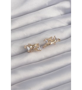 Pirinç Gold Renk İri Zirkon Taşlı Kıvrımlı Minimal Kelebekli Halka Küpe TJ-BKP9289