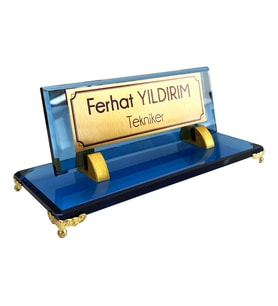 Hediye İsimlik Kristal Masa İsimliği Ofis Hediyesi M533-MGold