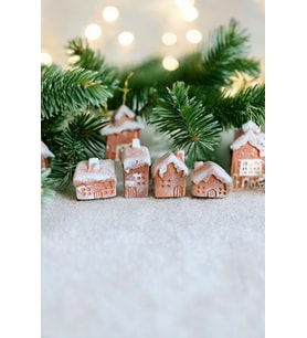 Dekoratif Beton 4'lü Yılbaşı Temalı Karlı Noel Evleri Biblo Seti Yılbaşı Süsleri Hediyelik 3x5cm (Kahverengi)