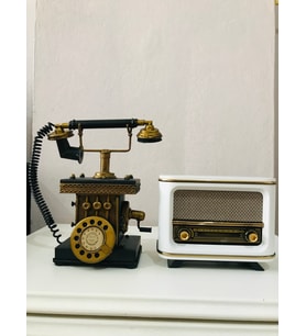 BLUETOOTH, USB, FM RADYO ÖZELLİKLİ NOSTALJİK RADYO + DEKORATİF METAL TELEFON & KUMBARA
