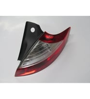 RENAULT MEGANE- 3- HB- 10/13; DIŞ STOP LAMBASI SAĞ KIRMIZI/BEYAZ (PLEKSAN) 265500007R 1447-1501