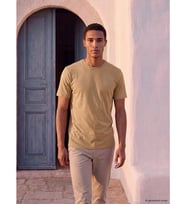 LCWAIKIKI Classic Kahverengi Regular Fit İnce Kumaş Tişört /03