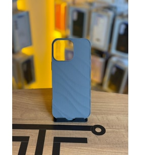 iPhone 16 Pro Max Uyumlu Kaymaz Tırtıklı Dokulu Mat Kılıf (Gri)