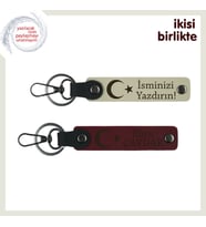Romantik Ruhlu Sevgiliye Ay Yıldız Vatan Temalı Sürpriz – Deri Anahtarlık Seti x2, Sütlü Kahve-Bordo (Çok Renkli)